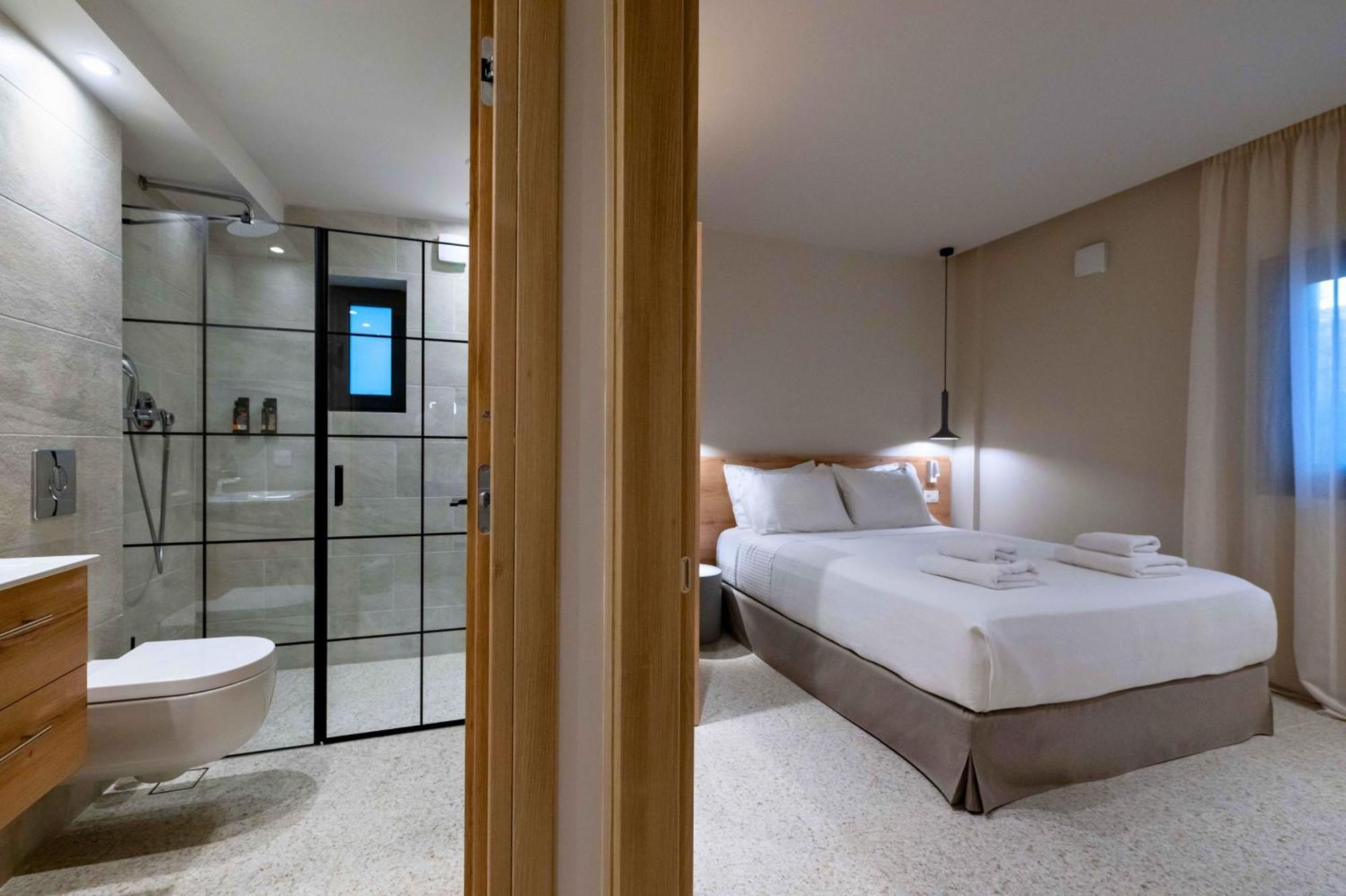 Asklipiou Cube - Kalamata Mediterranean Suites 外观 照片